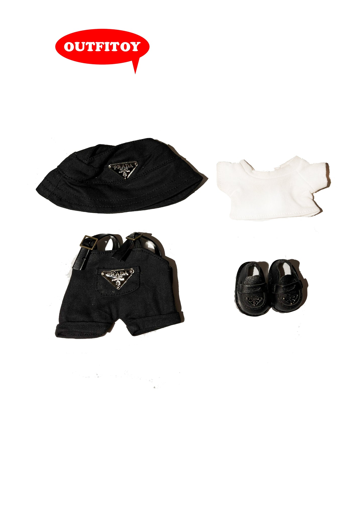 Labubu Outfit Minimalist chic
Style